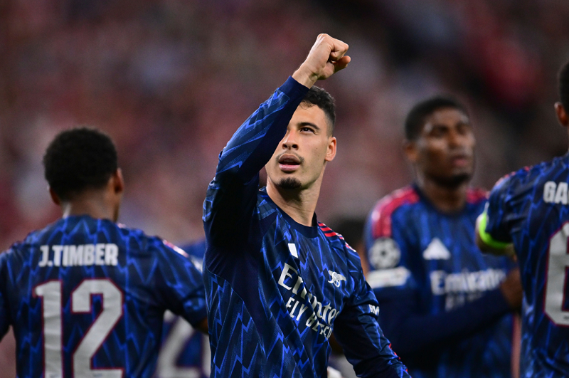arsenal-va-vu-khi-bi-mat-tu-bang-ghe