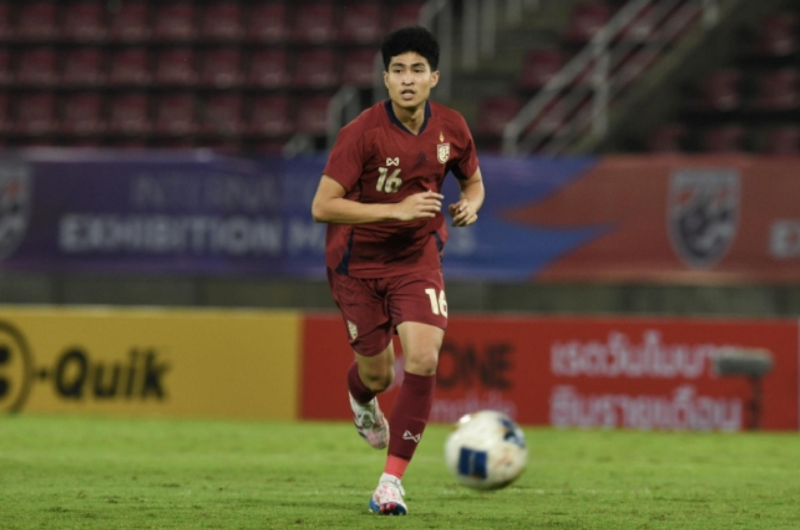 sao-thai-lan-len-tieng-khi-duoc-so-sanh-voi-jude-bellingham