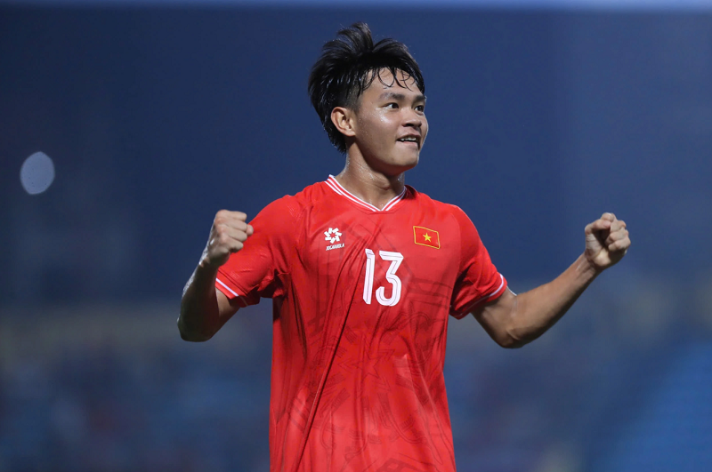 sau-hai-ky-lo-hen-vi-hao-mo-rong-co-hoi-du-sea-games-33-voi-man-tai-xuat