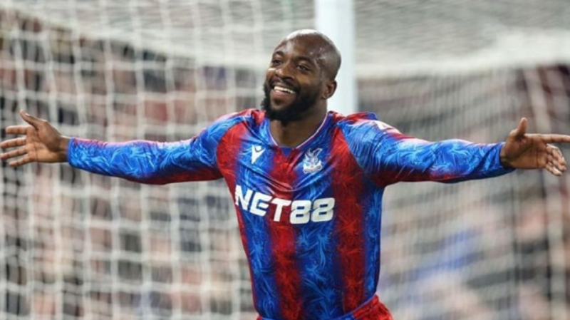 chelsea-bat-ngo-vao-cuoc-aston-villa-doi-mat-nguy-co-mat-mateta-phut-chot